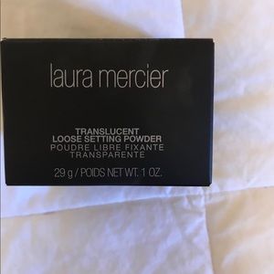 Laura mercier translucent loose setting powder